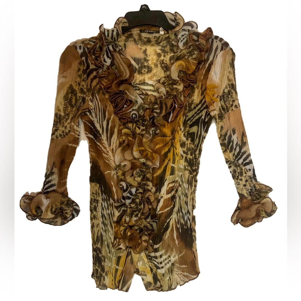 Woman's Blouse Brand Daniel Size Small Ruffled Blouse Animal Print